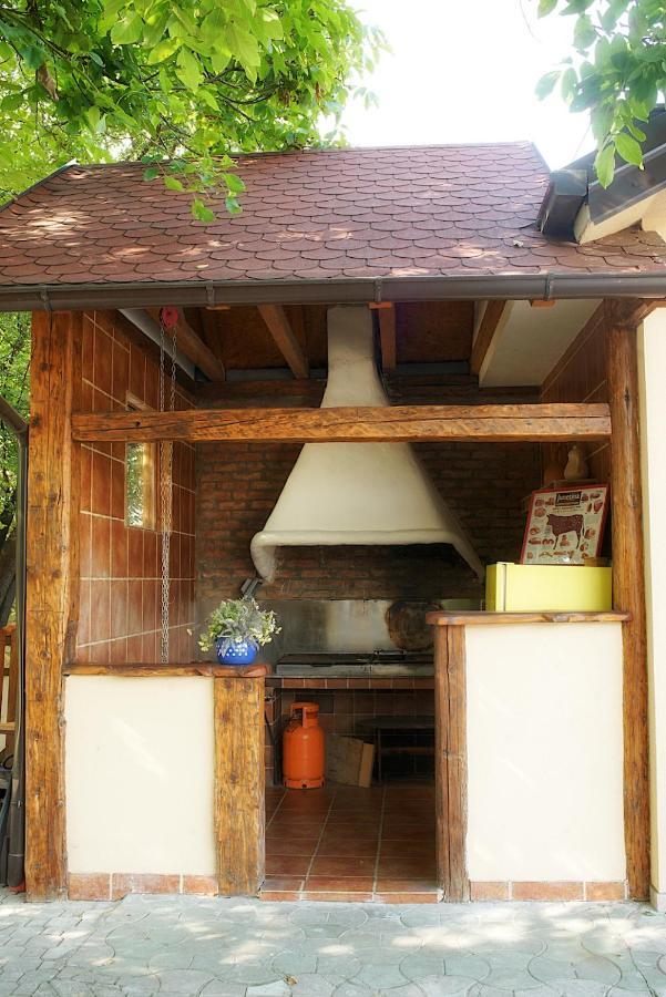 Vila Chess Belgrade Exterior photo